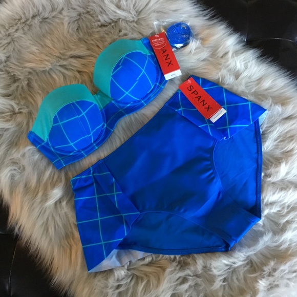 SPANX Other - Spanx Size 12 Retro Blue Geo Print Bikini NWT